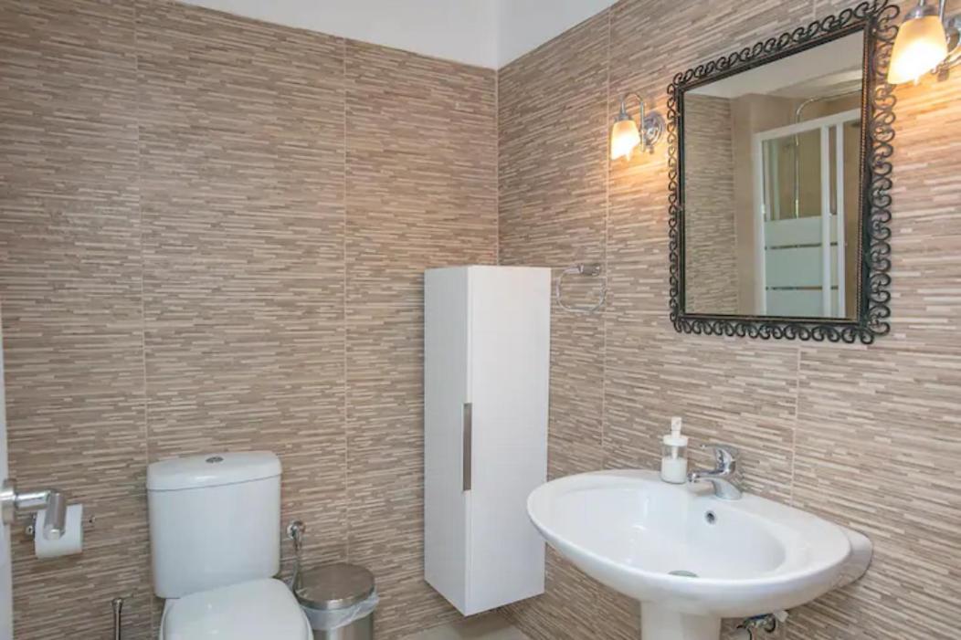 Omirou “Best Kept Secret” Athens Luaran gambar